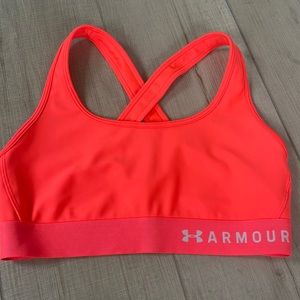 Under Armour compression sports bra medium